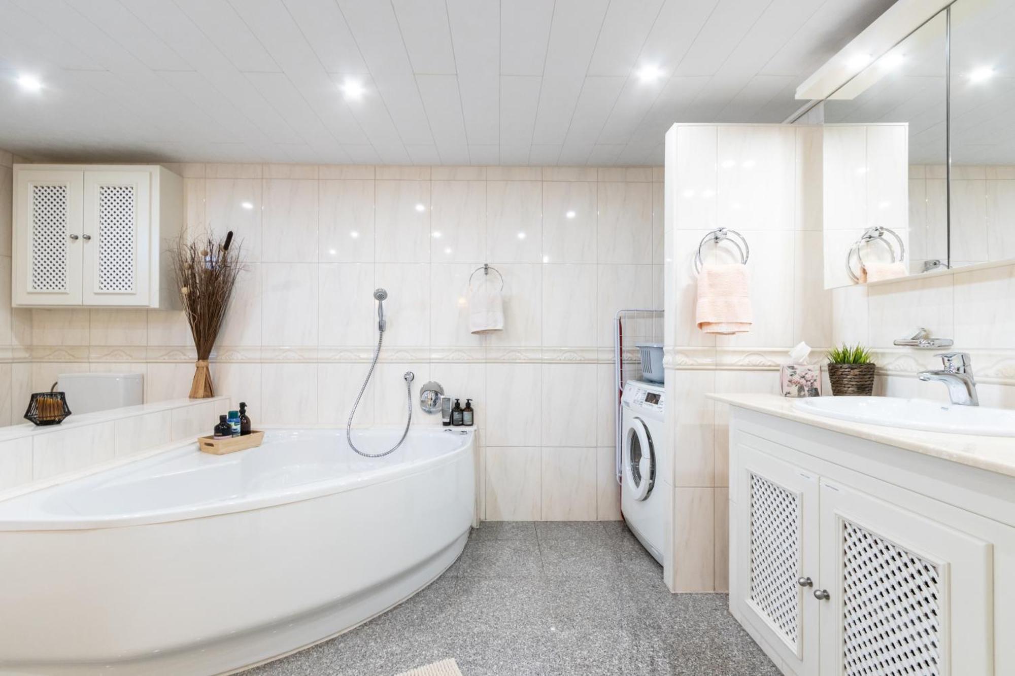Eifelbergversteck Grosse Und Moderne Einliegerwohnung In Mayen Eksteriør bilde